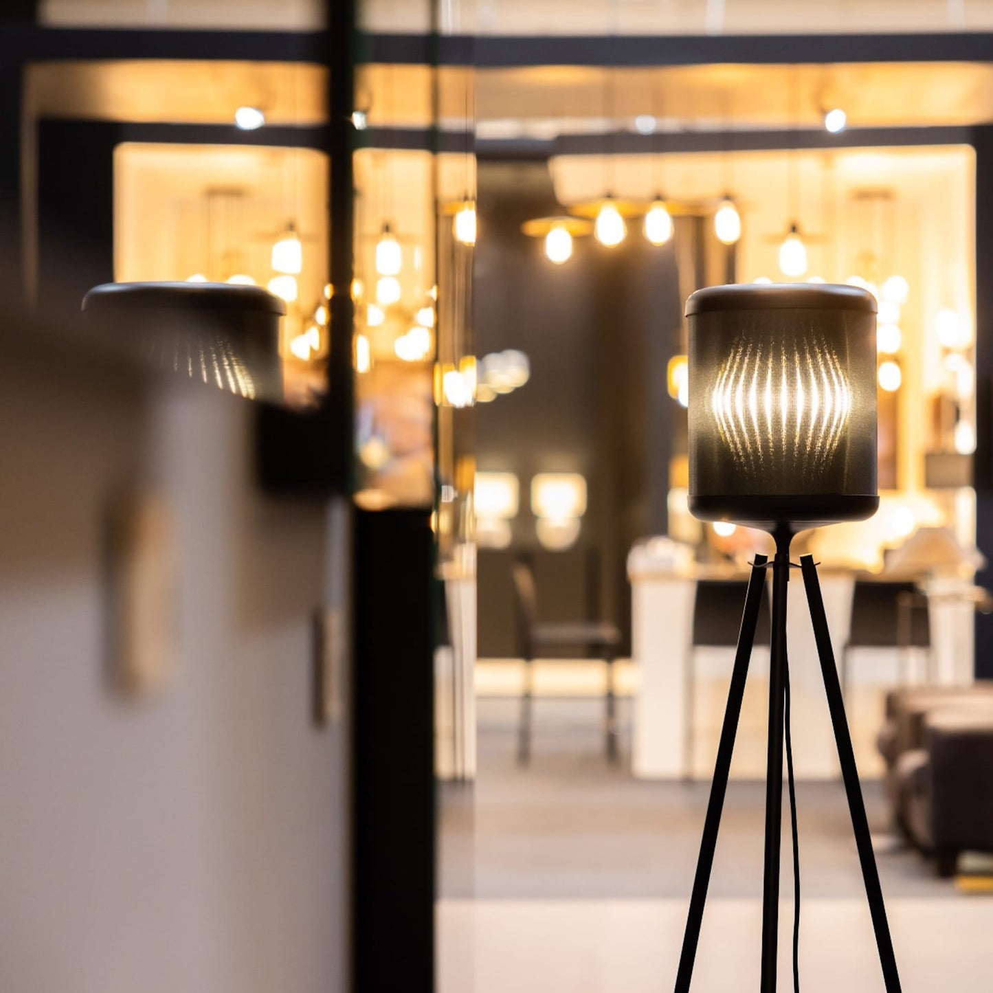 Ettlin Lux Ambiloom 250 Floor Lamp