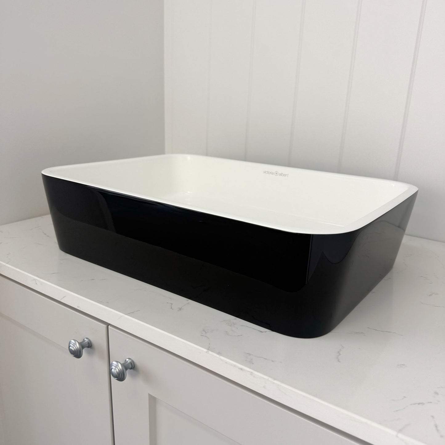 Victoria + Albert Edge 45 Basin Gloss Black