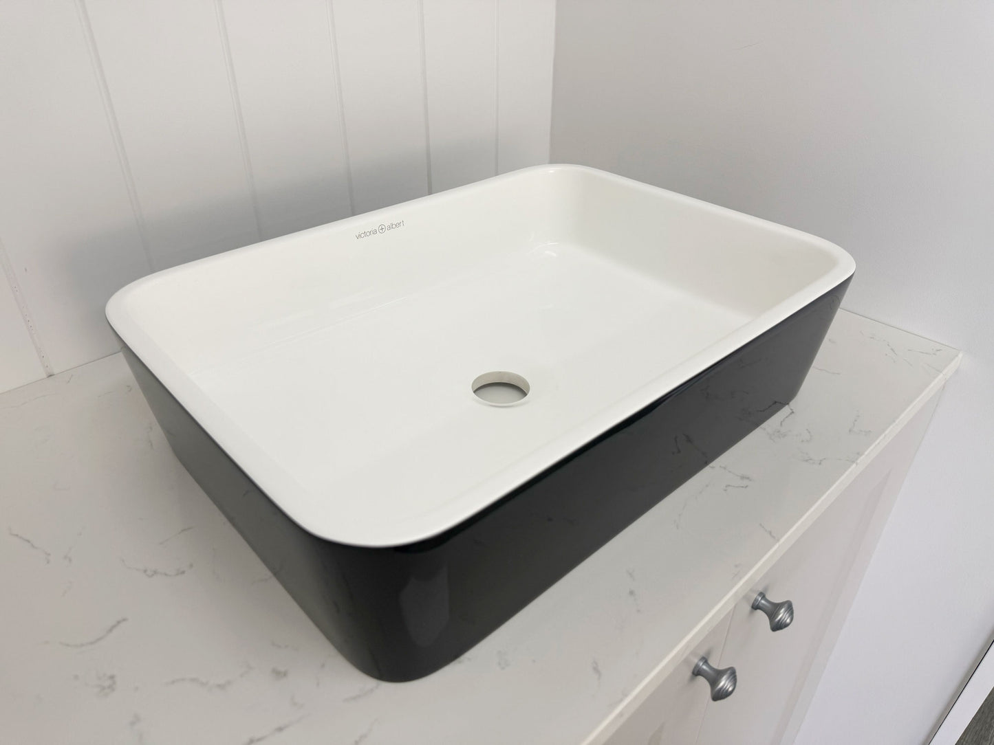 Victoria + Albert Edge 45 Basin Gloss Black