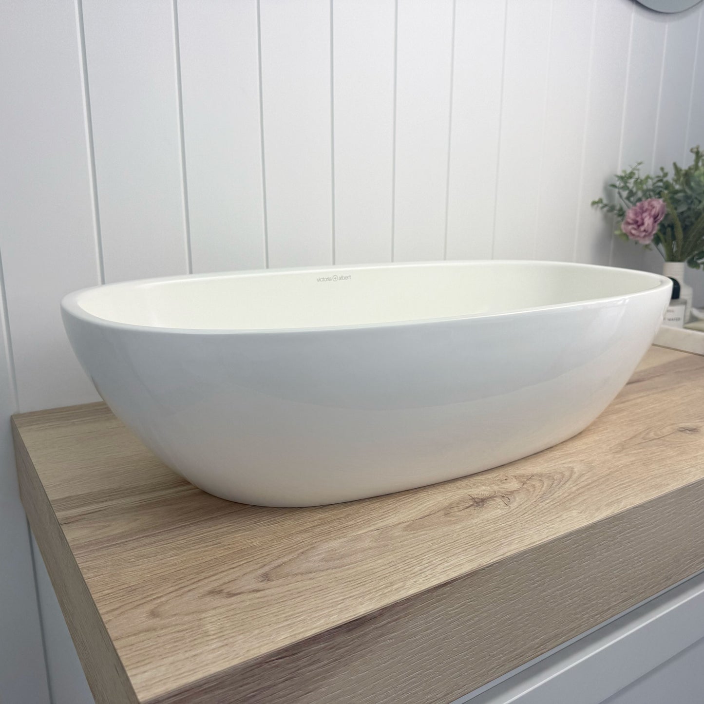 Victoria + Albert Barcelona 64 Basin