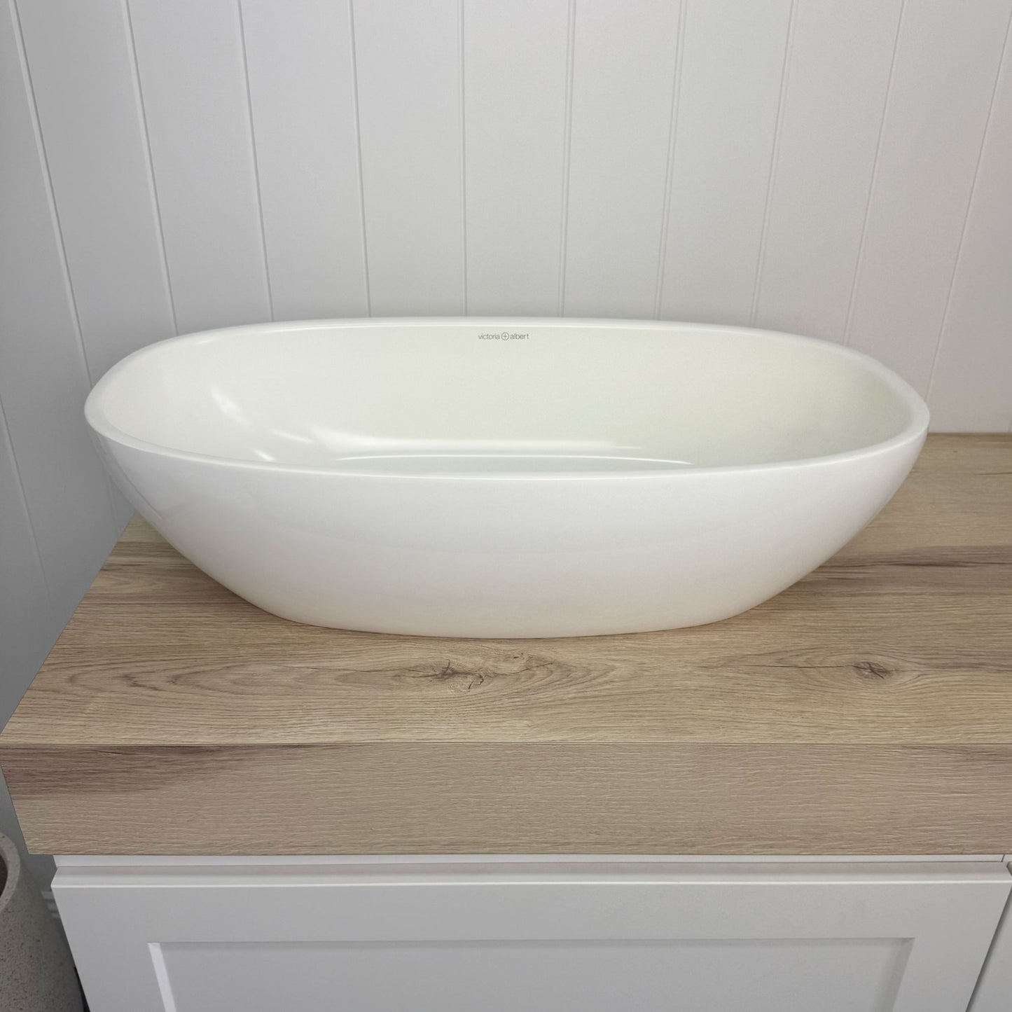 Victoria + Albert Barcelona 64 Basin