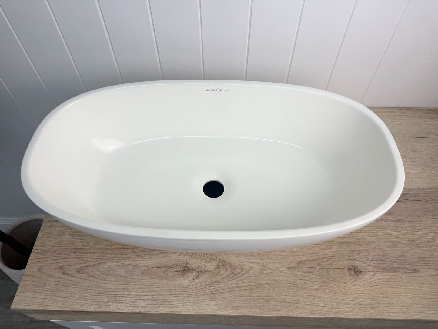 Victoria + Albert Barcelona 64 Basin