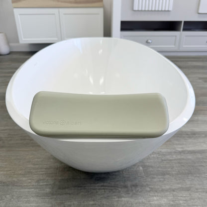 Victoria + Albert Mozzano Bath