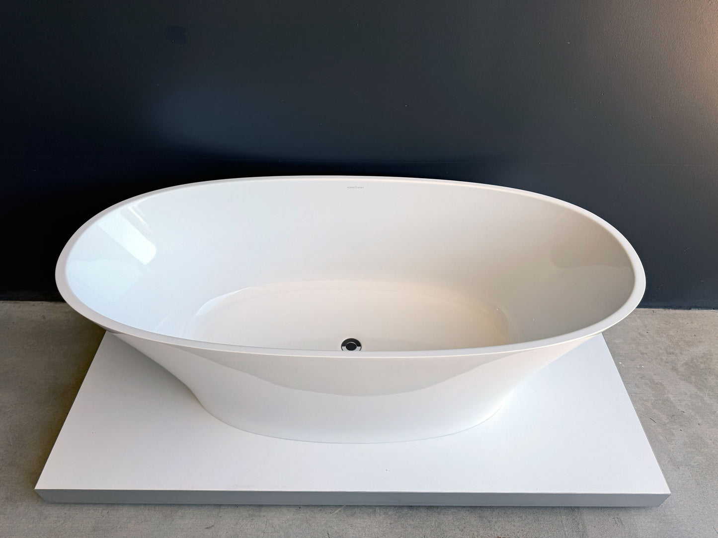 Victoria + Albert Ionian Bath (Ex-Display 2)