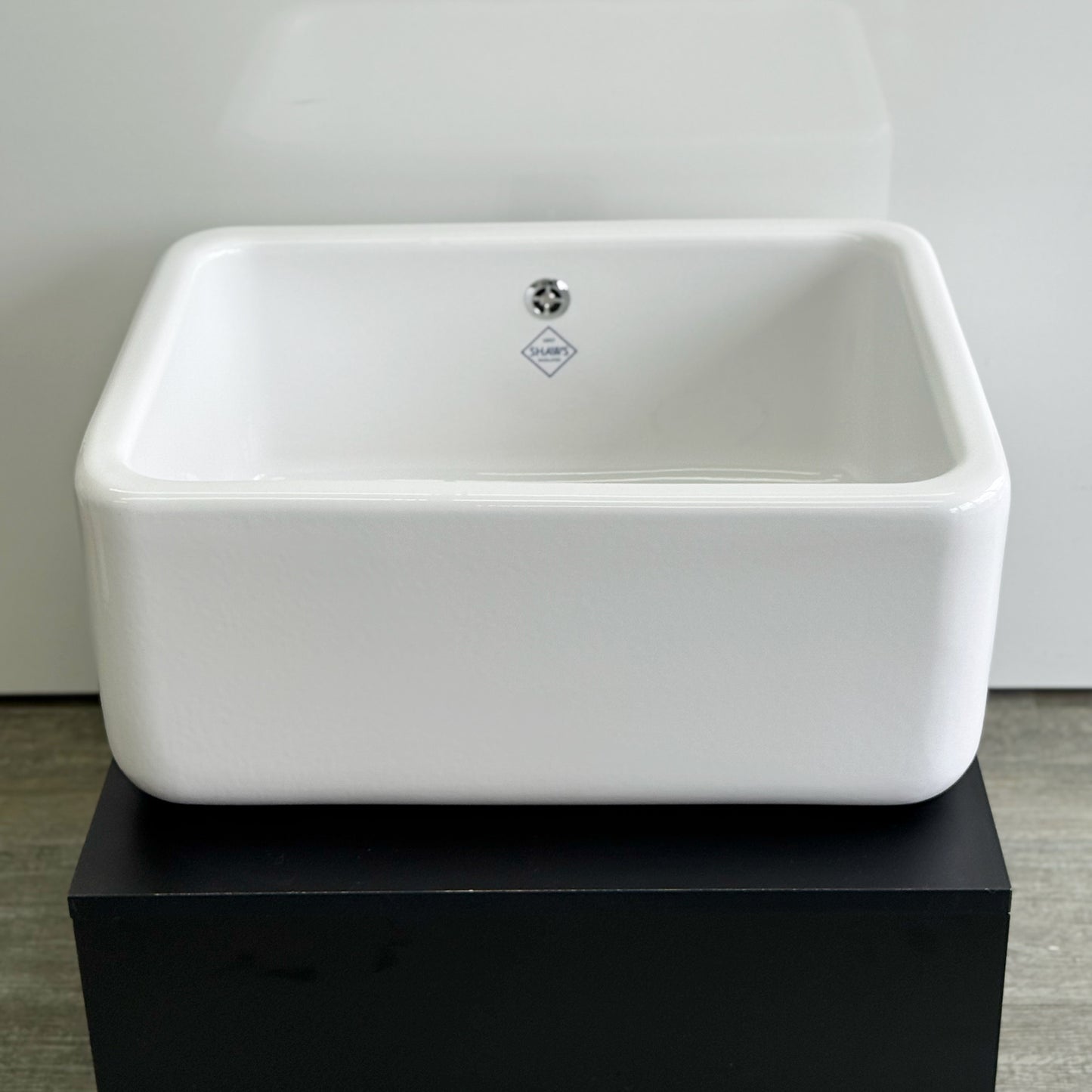 Shaws Butler 600 Fireclay Sink